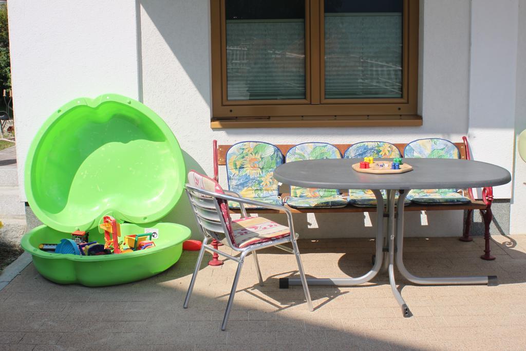 Haus Hoellerer Uttendorf Ruang foto
