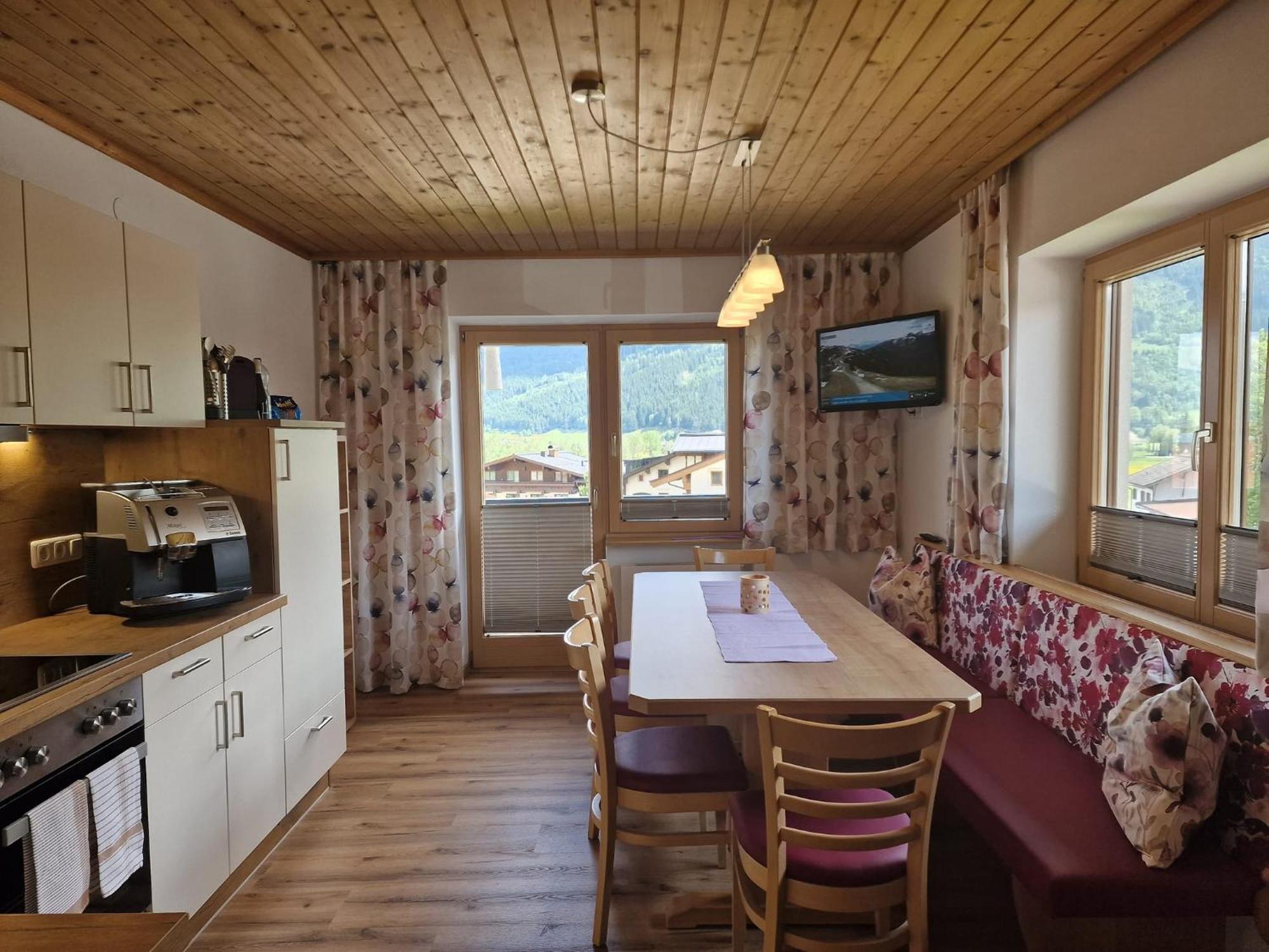 Haus Hoellerer Uttendorf Bagian luar foto